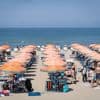 Vermist jongetje (6) in Italië dood gevonden, kind was op strand ‘even aan aandacht moeder ontsnapt’