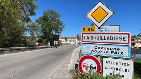 Doigt d’honneur, intimidation... À La Bouilladisse, tensions entre le maire et une employée municipale