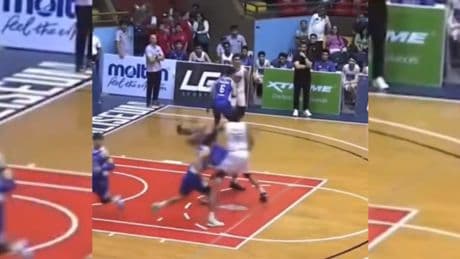 ¡Expulsado de por vida por propinarle un durísimo puñetazo a un rival!