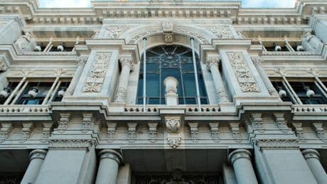 El Banco de España asegura que la dirección de Economía saldrá fortalecida con la nueva estructura diseñada por Escrivá