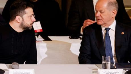 Scholz telefoniert kurz vor Ende seiner Amtszeit mit Selenskyj