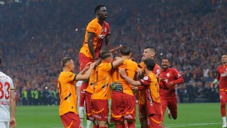 Şampiyon son maçına çıkıyor!