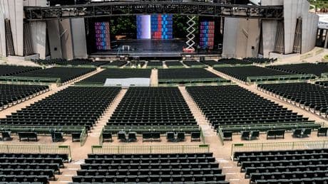 The Muny in St. Louis is receiving the regional theater award.