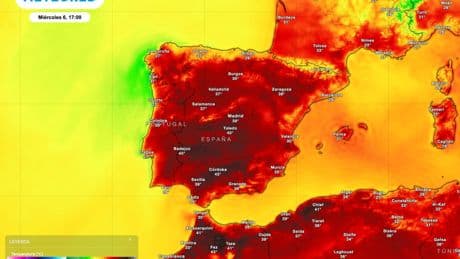 La ola de calor pone en nivel rojo de riesgo para la salud cientos de municipios y la Aemet avisa: durará hasta el domingo