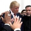 Comment Donald Trump recourt au divin pour soigner le culte de sa personnalité
