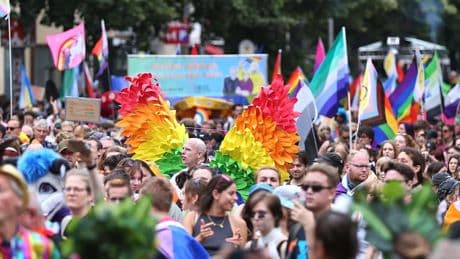 Hunderttausende gegen Hass - So groß und bunt feiert Berlin den CSD