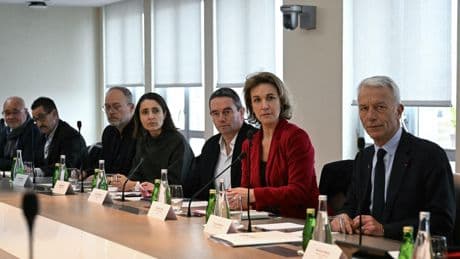 Le conclave des retraites joue les prolongations avec une ultime réunion le 23 juin