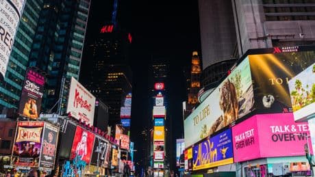 New York : une fusillade à Times Square fait trois blessés et suscite la panique parmi les touristes
