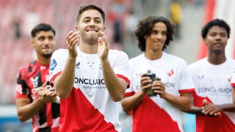 Souffian El Karouani imponeert bij FC Utrecht, dat rekening houdt met spoedig vertrek van trapspecialist