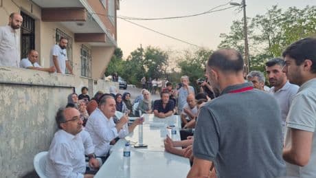 Topağacı’nda dönüşüm değil sürgün: Mahalleli elektrik, su ve doğalgazsız bırakıldı