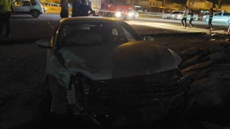 Şanlıurfa'da 2 otomobil kafa kafaya çarpıştı: 5 yaralı