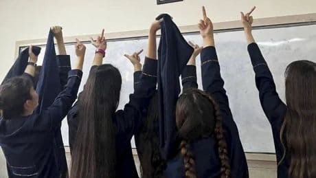 Irán, un país atrapado entre la represión interna y el fuego cruzado