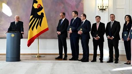 „Demokratie legitimiert sich auch durch Erfolg“ –Steinmeier gibt Kabinett Mahnung mit auf den Weg