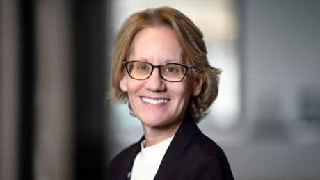 Joy Bergelson, bióloga: "Evitar los azúcares simples restaura la microbiota intestinal después de tomar antibióticos"