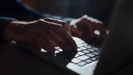Künstliche Intelligenz: KI-Jobs Fehlanzeige: Warum niemand Prompt Engineers einstellt