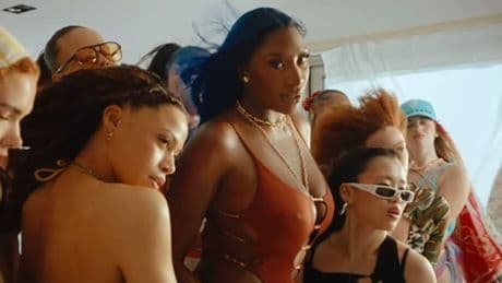 "Baddies": Aya Nakamura dévoile un nouveau single estival en duo avec Joé Dwèt Filé