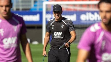 San José apela al «carácter» para que el Eibar «se quite el mal sabor» de Huesca