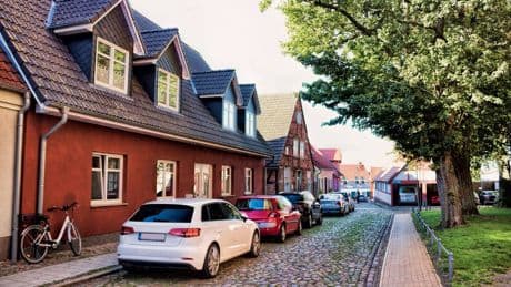 Kosten fürs lebenslange Autofahren: Teurer als ein Einfamilienhaus
