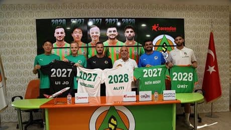 Alanyaspor, 5 futbolcunun sözleşmesini uzattı!