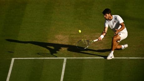 Wimbledon picks, predictions: Carlos Alcaraz vs. Taylor Fritz semifinal odds, best bets Friday