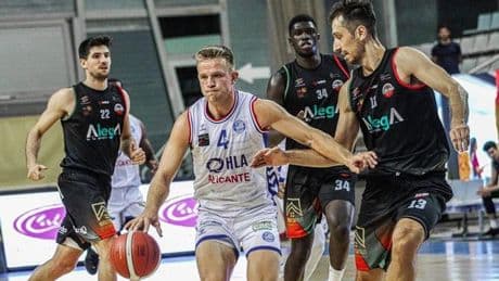 Brad Davison, protagonista del último regreso al HLA