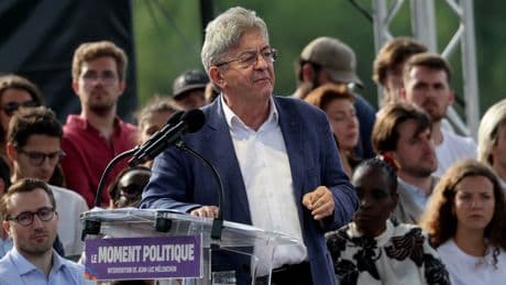 Pour sa rentrée, Jean-Luc Mélenchon repart à la conquête du chaos