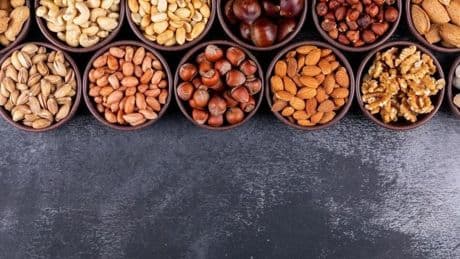 Ni salmón ni aguacate: el alimento que ayuda a bajar el colesterol y el azúcar y es antioxidante