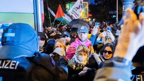 Verfassungsschutz warnt - Islamisten und Linksextreme verbünden sich
