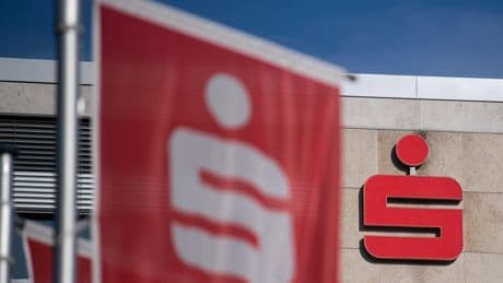 Sparkasse muss Geld zurückzahlen: So viel steht betroffenen Kunden jetzt zu