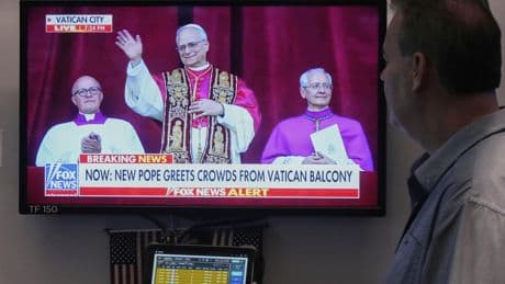 Léon XIV : le pape américain qui fait pont dans un continent divisé