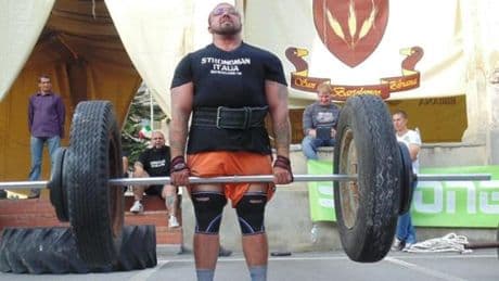 Il savonese Randazzo è campione del mondo, solleva 300 kg con il bicipite ferito