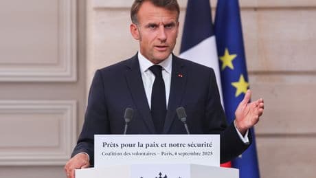 Macron debe optar entre otro primer ministro o elecciones si el lunes cae Bayrou