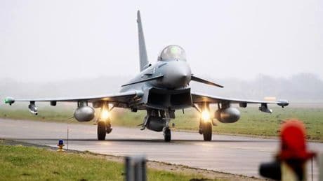 Verteidigung: Deutschland verlegt fünf Kampfflugzeuge nach Polen