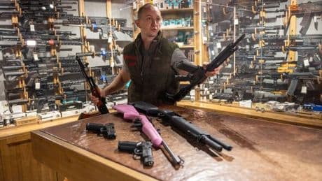 Ukrainian civilians arm up to take on Putin - ‘without guns we will be destroyed'