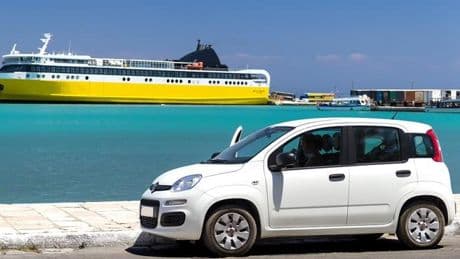 Guidare all'estero: dall'Europa al resto del mondo cosa serve e quali sono le regole
