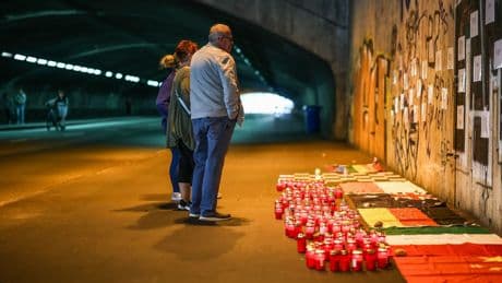 Nacht der 1.000 Lichter für Opfer des Loveparade-Unglücks