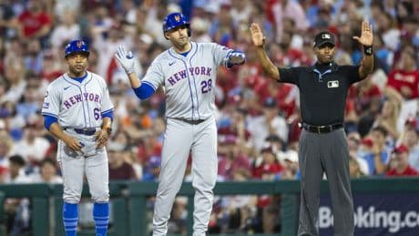 J.D. Martinez takes trip to help struggling Mookie Betts
