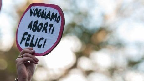 La Sicile veut empêcher l’embauche de médecins qui refusent de pratiquer l’IVG