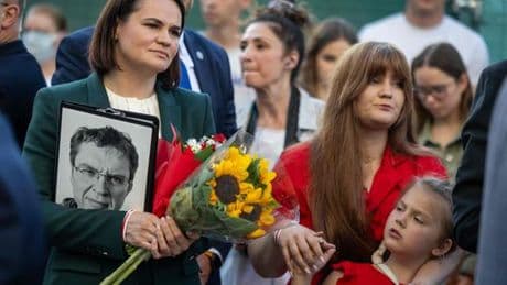 En Biélorussie, Alexandre Loukachenko gracie 16 prisonniers, dont des opposants