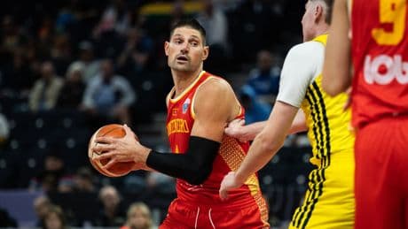 Montenegro gana a Suecia una final en el grupo B