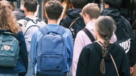 Migration und Schulen: Hamburgs Schulsenatorin kritisiert Quote als grundfalsch