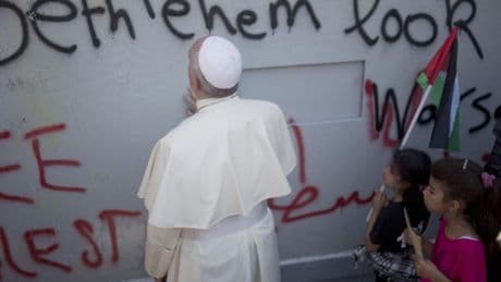 La franja de Gaza y los católicos de Tierra Santa pierden a “su” Papa