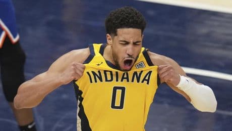 Haliburton reina en el caos de los Knicks y los Pacers ponen pie y medio en las Finales
