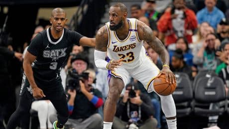 NBA : encore en activité, Lebron James et Chris Paul intronisés au Hall Of Fame