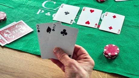 Wachsender Schwarzmarkt: Zoff um legales Zocken