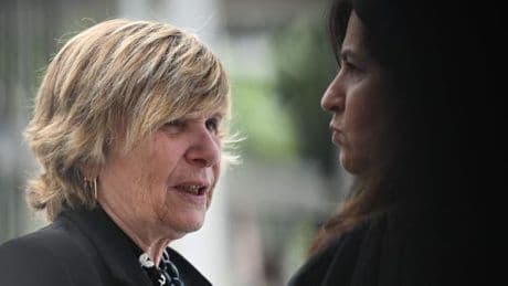 Procès de Mimi Marchand : un an avec sursis requis contre la papesse de la presse people