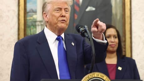 Washington Commanders: Trump will Sportteam rassistischen Namen aufzwingen