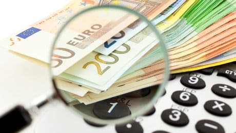 Solo País Vasco, Madrid, Navarra y Cataluña superan el salario medio nacional