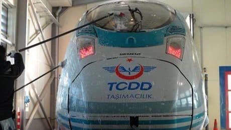 Trenlerde bayram temizliği!