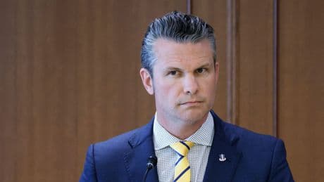 Chat-Affäre: US-Medien: Hegseth teilte Militärpläne in Chat mit Ehefrau